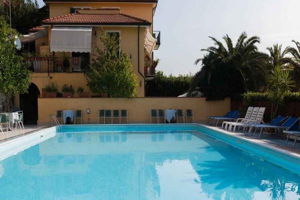 Della Baia Hotel