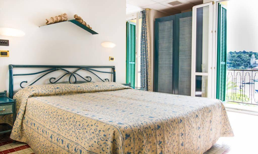 Della Baia Hotel